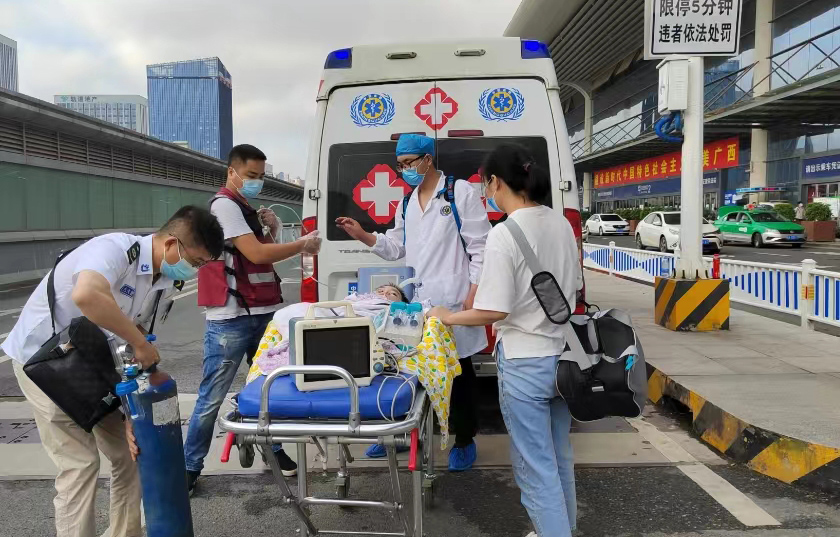 项城市救护车出租公司